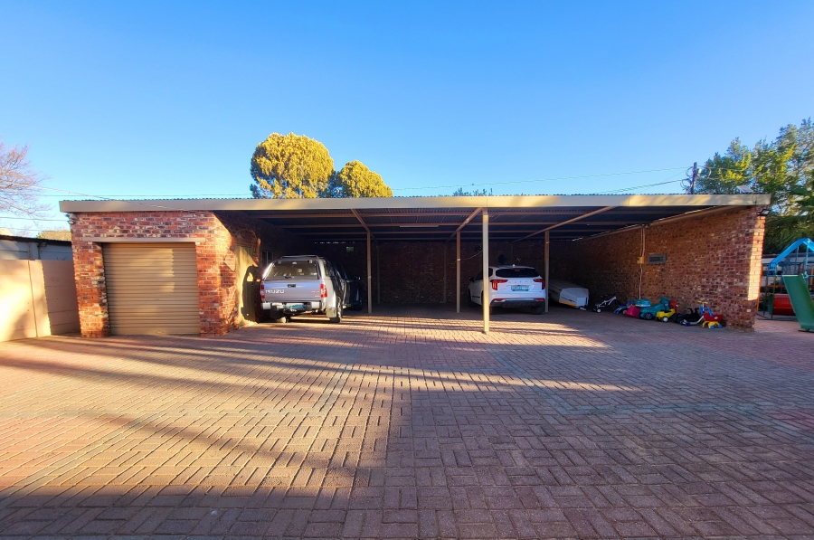 3 Bedroom Property for Sale in Riebeeckstad Free State